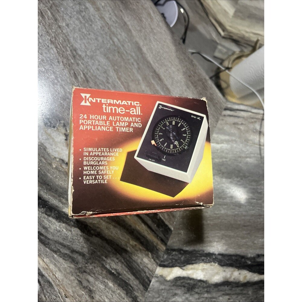 Intermatic Time-All Model E911-16 Programming Timer 15 Amp 24 Hours Cycle NOS